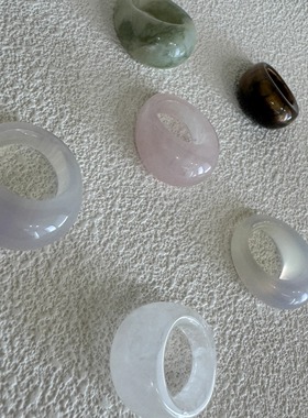 13CRUSH绿色新山玉天然石指环