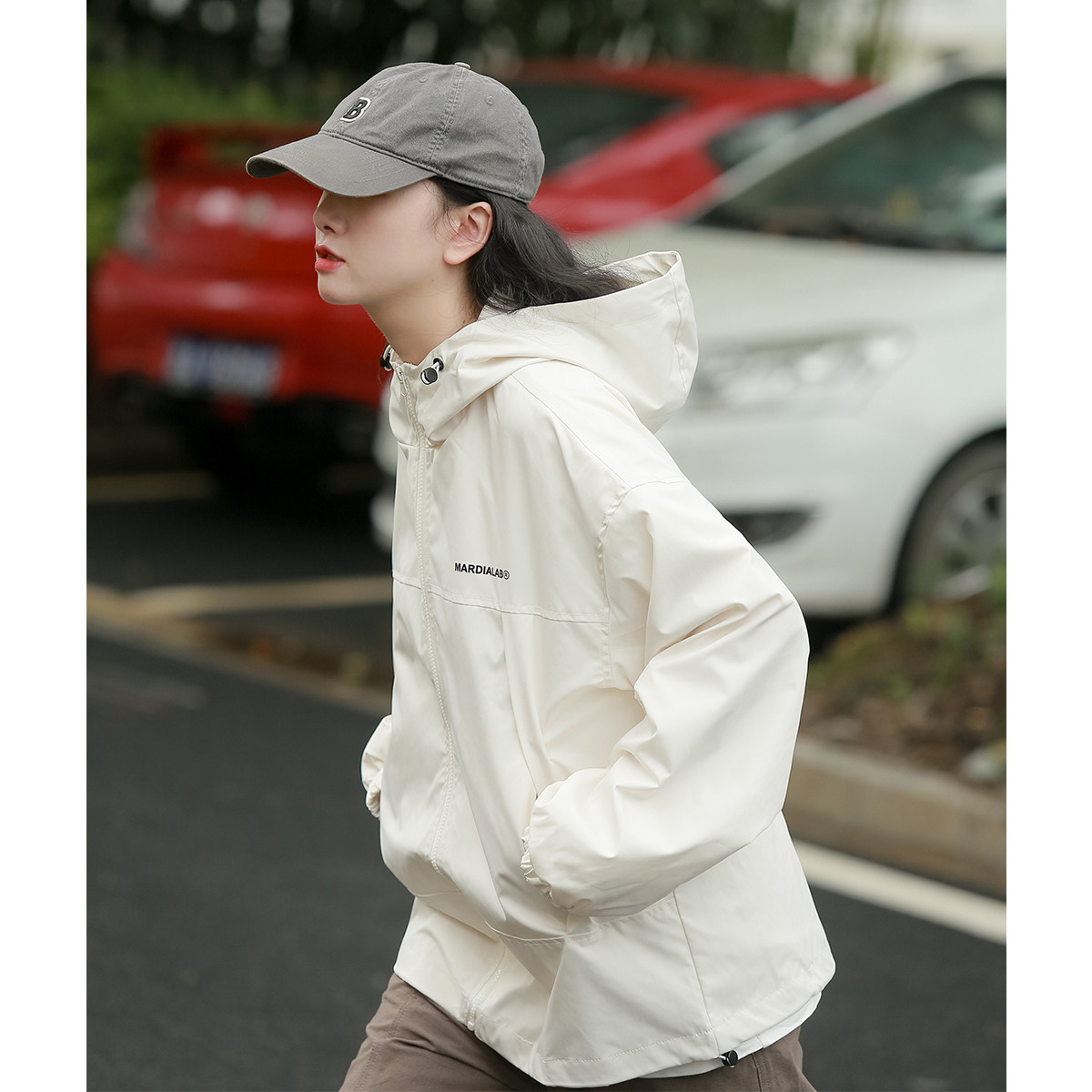 2023秋季日系复古户外防水冲锋衣外套女设计感大口袋学生休闲上衣