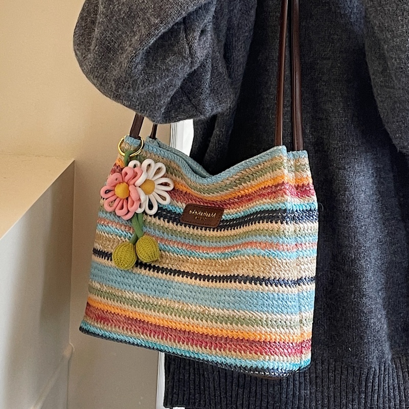质感彩虹编织包包女式2025新款夏大容量单肩包通勤女包草编托特包