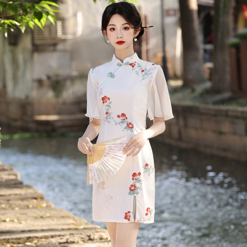 纱纱蝴蝶袖短款旗袍2026夏季新款年轻款少女学生小个子日常改良版