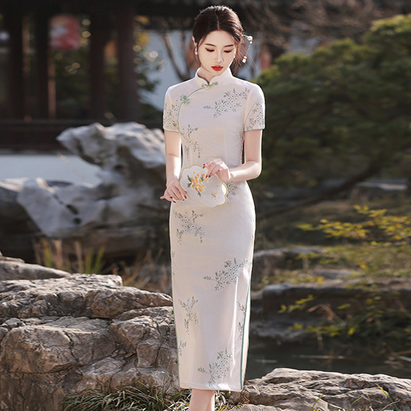 多丽丝绣花日常改良旗袍夏季年轻