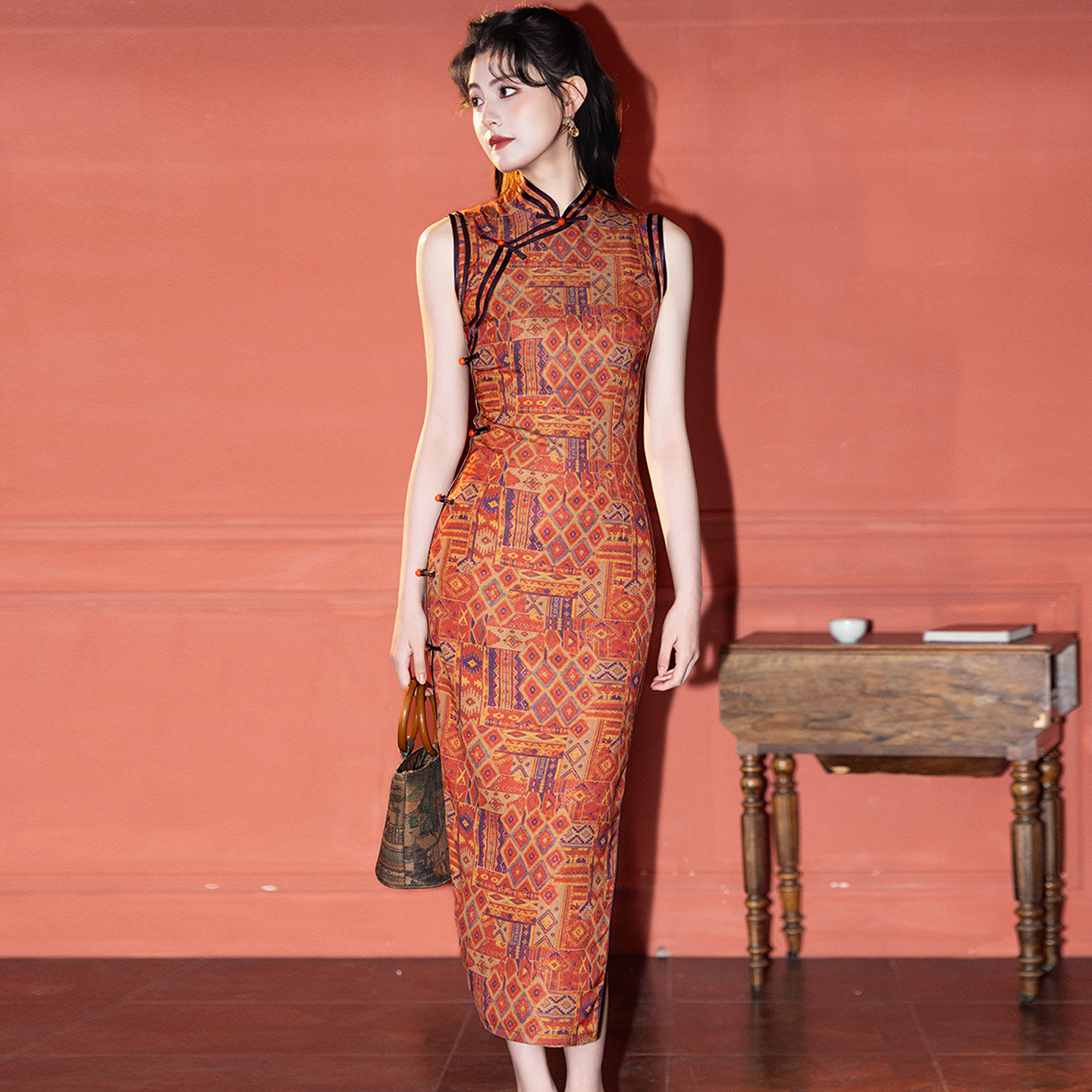 西域风情新中式复古改良无袖旗袍女长款夏2026新款高端大气上档次