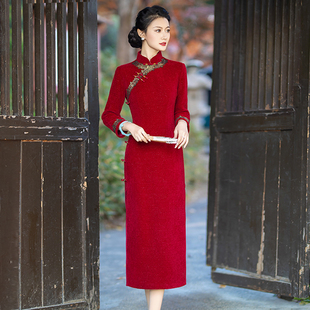 红色毛呢改良旗袍女新中式秋冬季2025年新款中长款高贵复古民国风