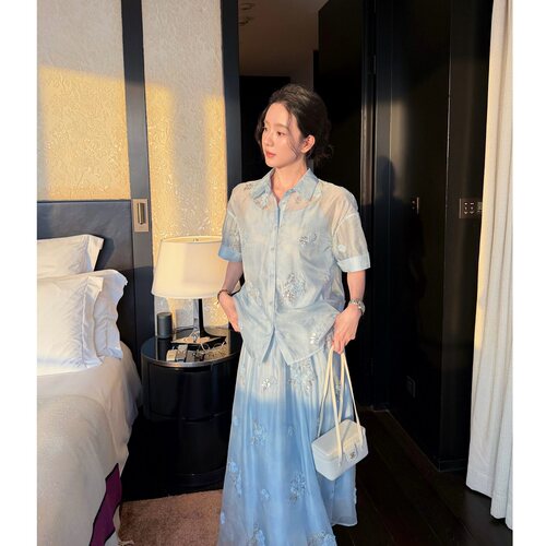 Zwinnie/詹维尼【蓝色钉花】含吊带上衣+松紧腰半裙套装GYT202686