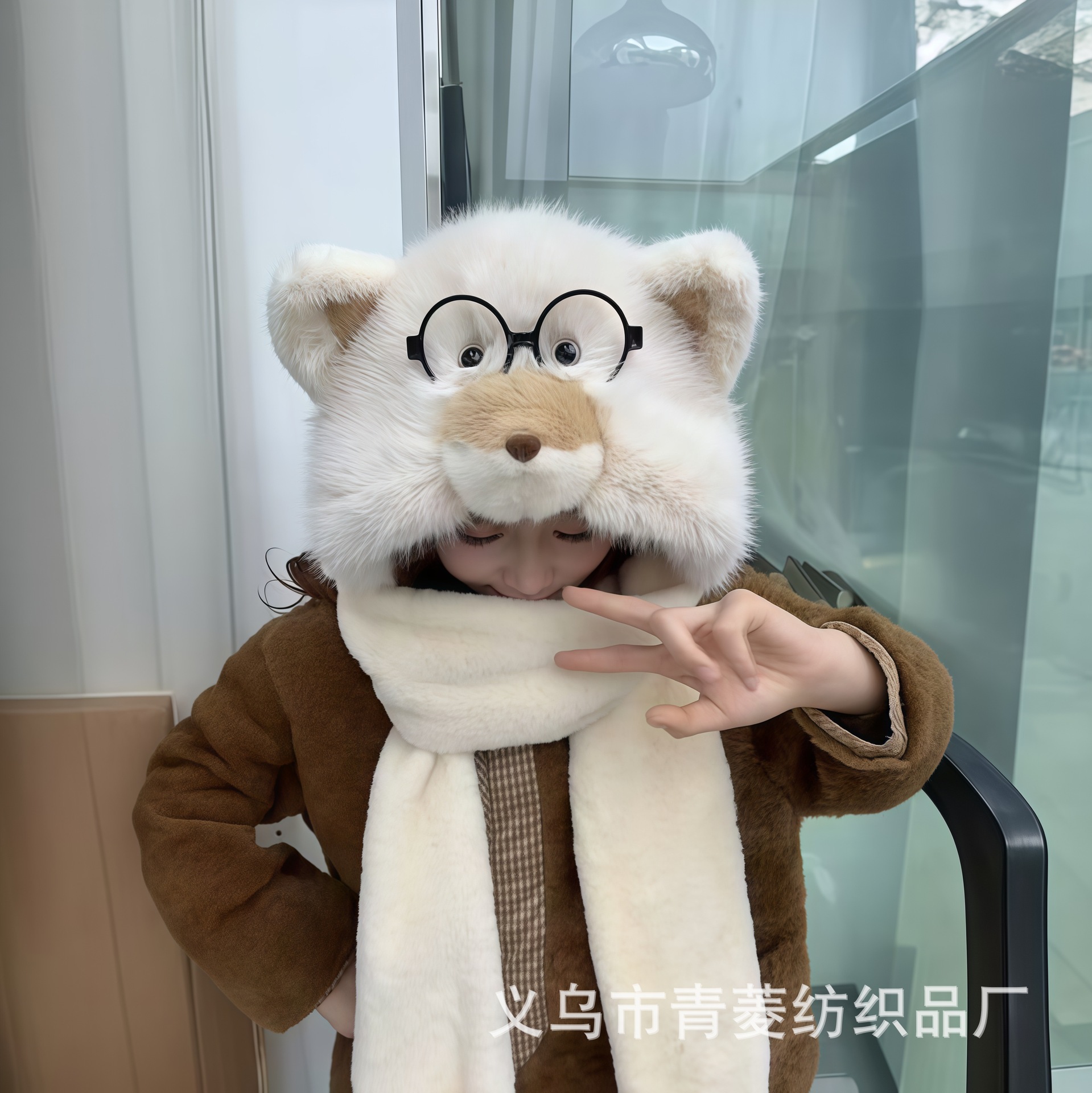 可爱立体小熊帽子围巾手套一体三件套女卡通毛绒保暖加厚围脖连帽