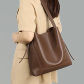 女士真皮包包2025新款 牛皮女包大容量时尚 软皮水桶包单肩大包女