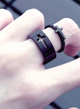 钛钢不褪色个性镂空十字架戒指