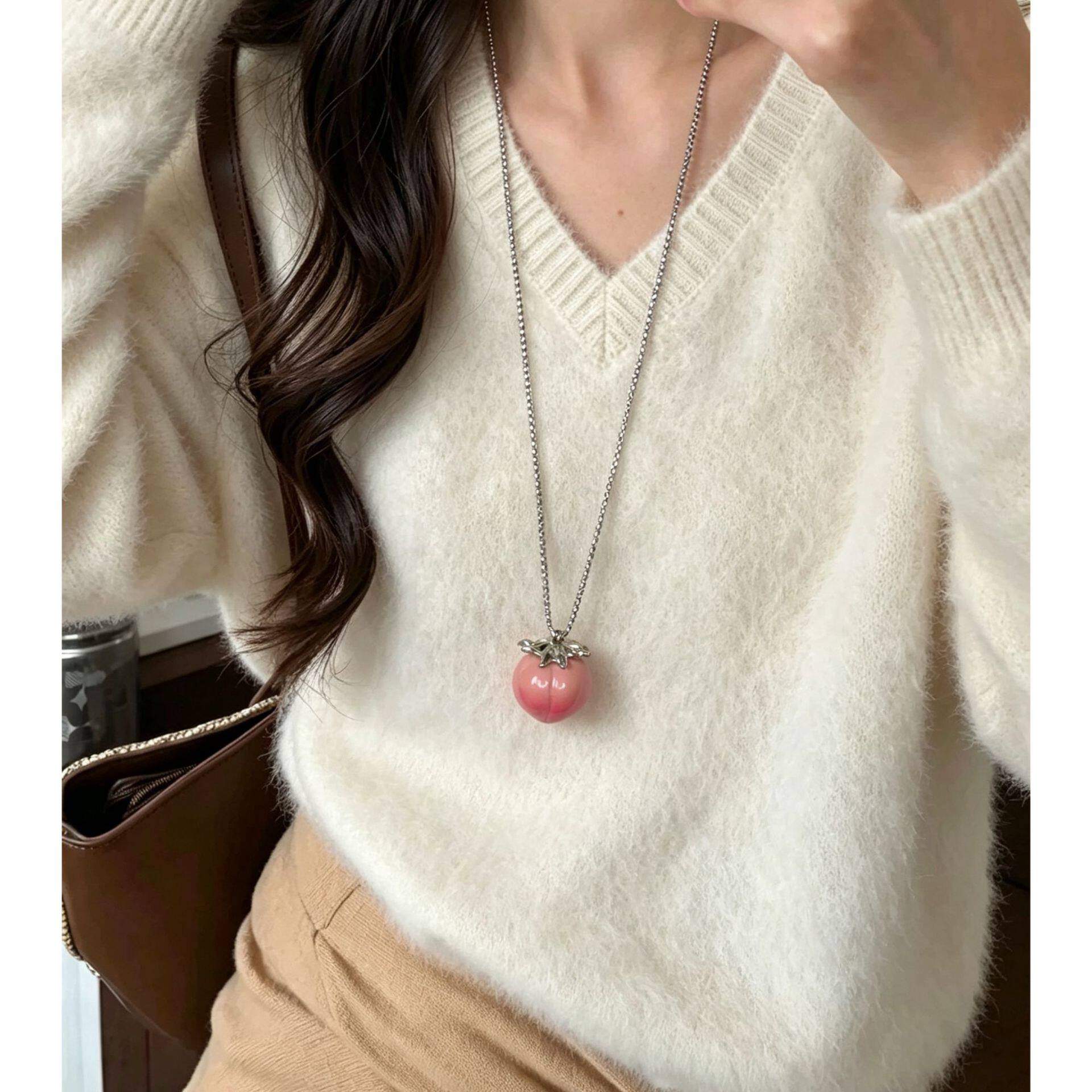 甜美可爱水蜜桃毛衣链女小众个性温柔立体小桃子吊坠项链秋冬配饰