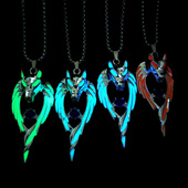 潮男夜光狼图腾项链男2025新品 嘻哈街头时尚 北境狼王发光吊坠女