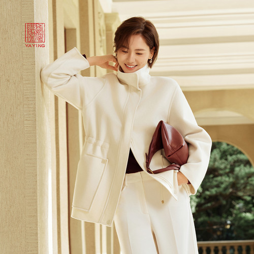 雅莹100山羊绒收腰大衣