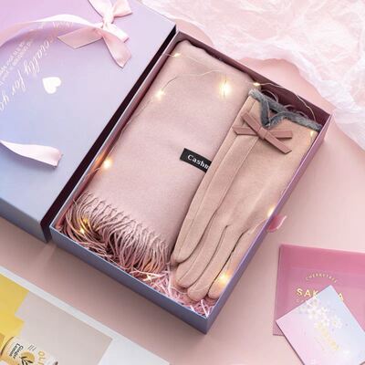 新年跨年生日礼物围巾送女生闺蜜妈妈女朋友伴手礼高档实用圣诞节