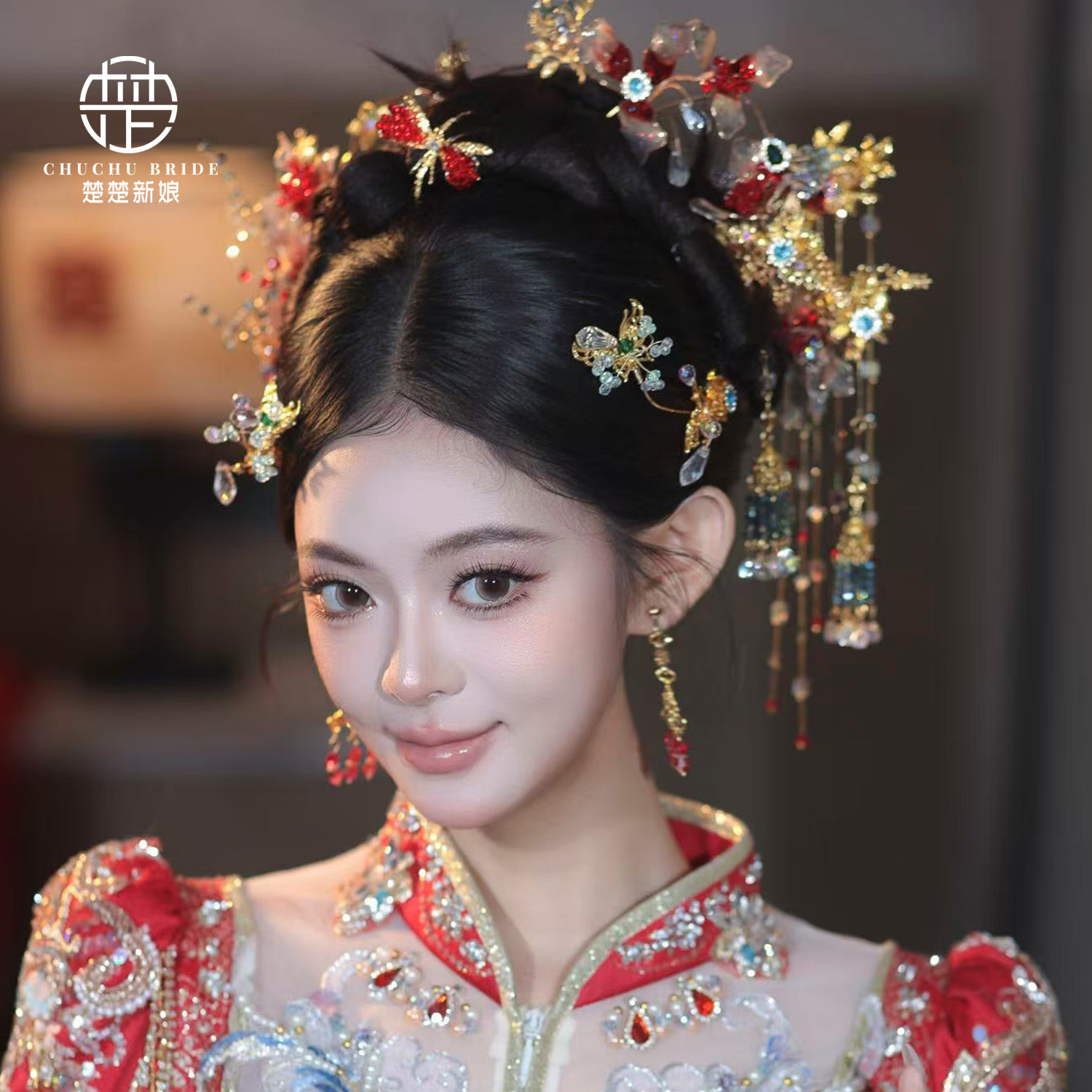 秀禾头饰2025新款花朵流苏发簪步摇中式新娘结婚服古装发饰品大气