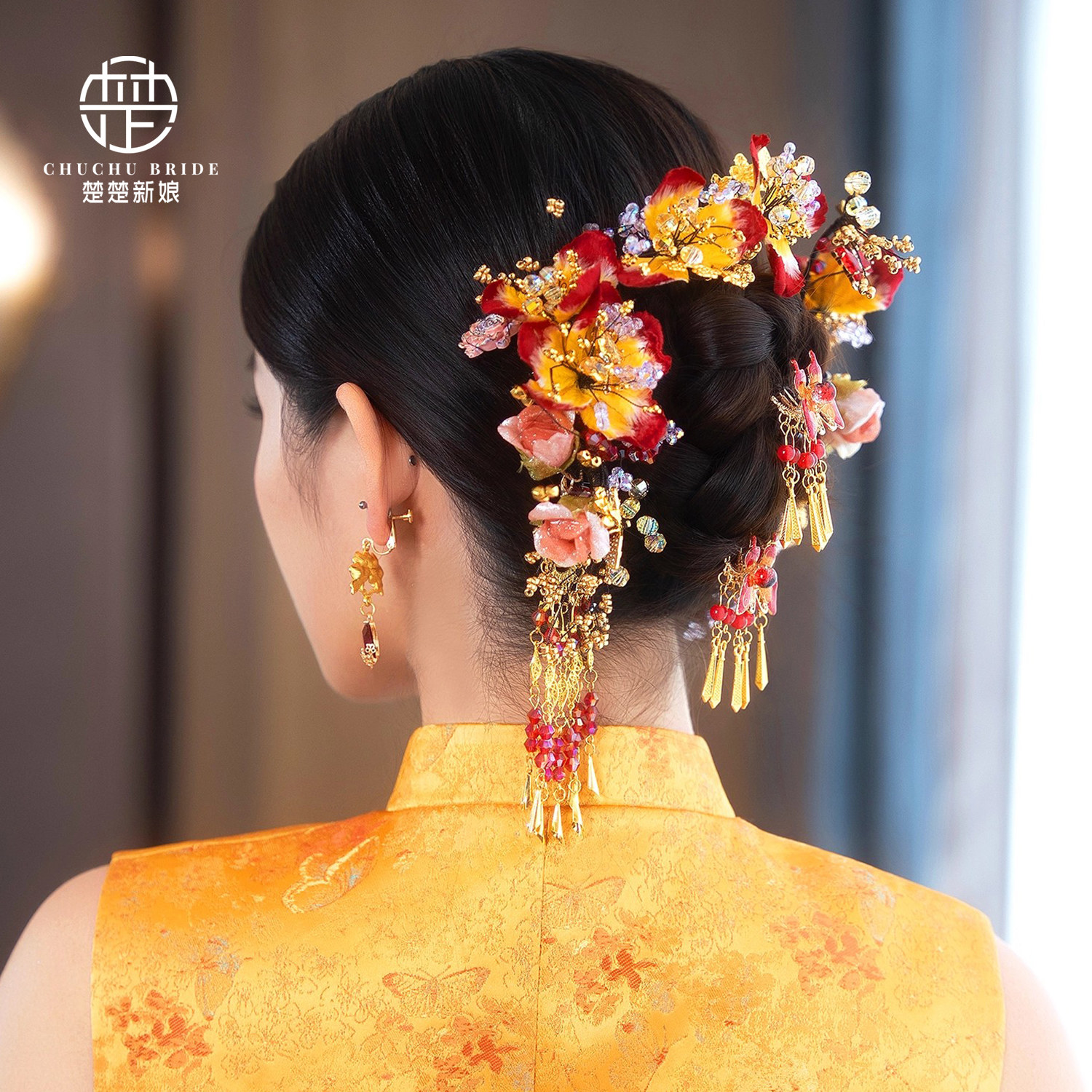 中式新娘秀禾服头饰金红色绒花边夹发簪结婚古典龙凤褂旗袍发饰品