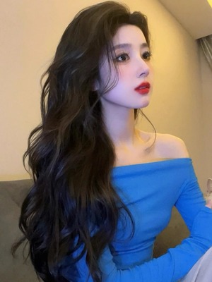 蓝色一字肩长袖T恤女2025春季新款开春ootd穿搭法式内搭露肩上衣