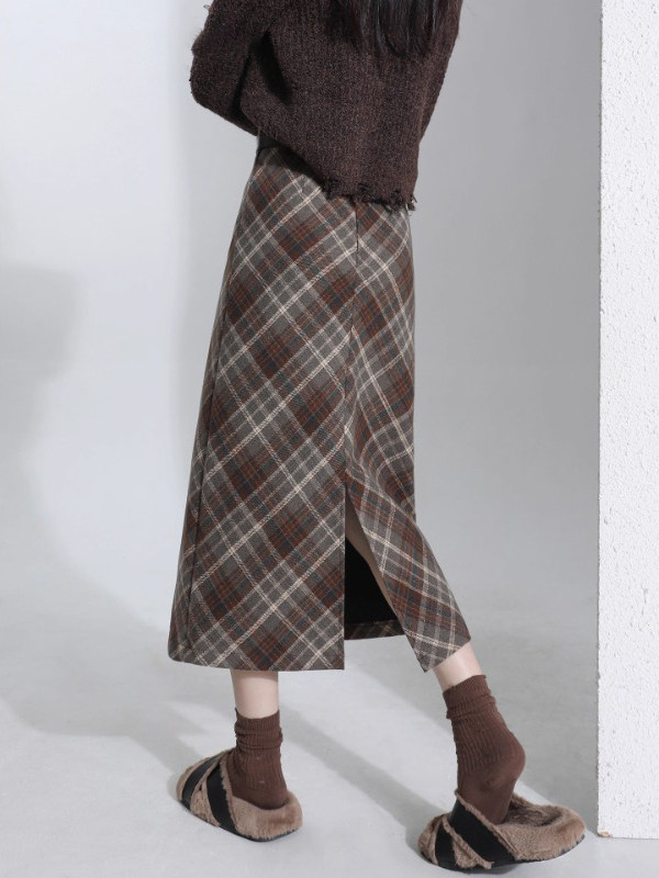 咖色毛呢半身裙女2025秋冬新款绝美巨好看的中长款直筒格子包臀裙