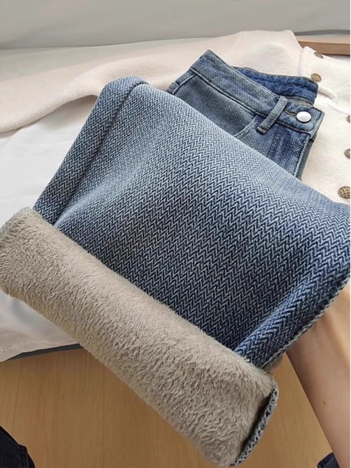 加绒阔腿牛仔裤女冬季高腰大码胖mm显瘦宽松小个子加厚保暖直筒裤