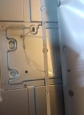 适用长虹32M2灯条LB-C320X21-E2-H(01)-X1 CHDMT32LB40_3030F2.1D