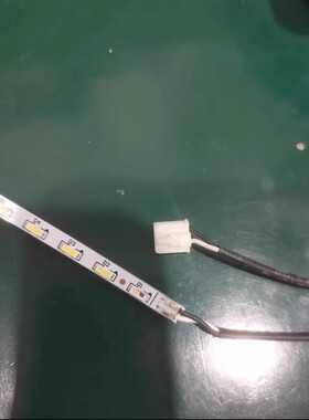 AOC冠捷 e2270swn 215LM00041灯条 TPM215HW01-DTBA DAT03 52灯