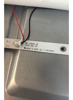 组装43寸MS-L4952 V2 E519701 43K8 3*8 2W 220820 05957灯条液晶