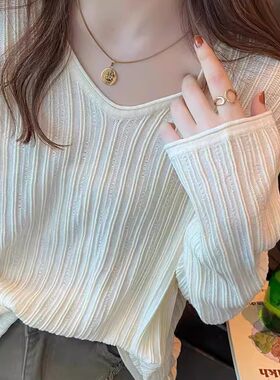 个性班服法式慵懒v领针织衫女薄款小众设计感内搭韩系学生上衣潮t