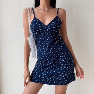 碎花吊帶裙女裝 歐美純欲復(fù)古印花v領(lǐng)吊帶連衣裙女夏2024新款 外貿(mào)
