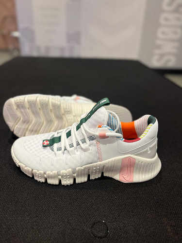 耐克专柜正品女子休闲运动跑步鞋