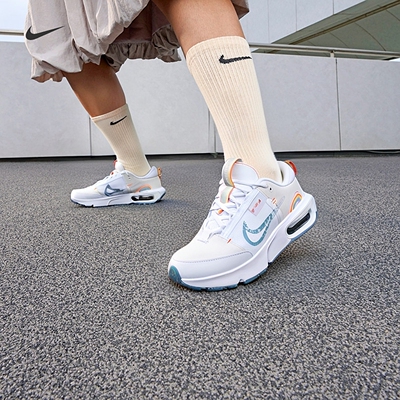 Nike耐克气垫缓震大童跑步鞋