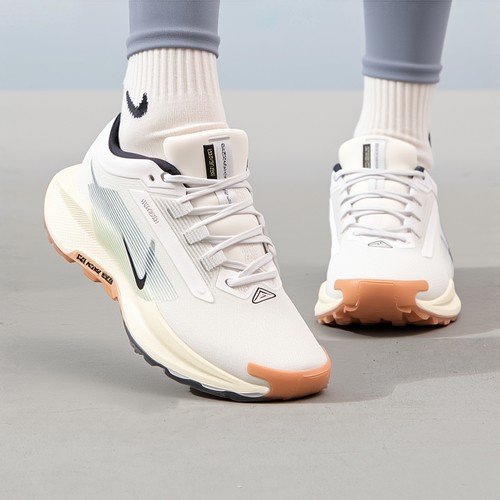 耐克女子运动休闲飞马跑步鞋