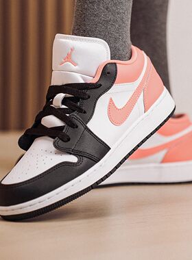 Nike/耐克Air Jordan 1 AJ1女子红白黑板鞋休闲篮球鞋DC0774-160