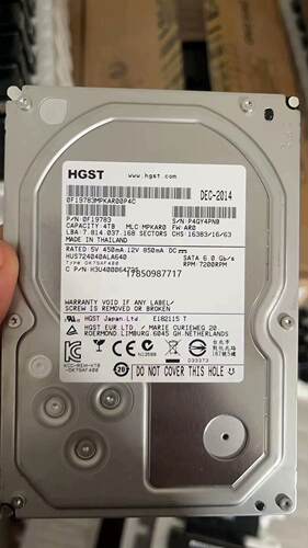 议价日立(HGST) 4T硬盘 3.5寸  SATA接口. 3.议价