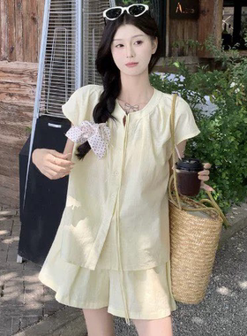 大码显瘦短袖衬衫短裤两件套