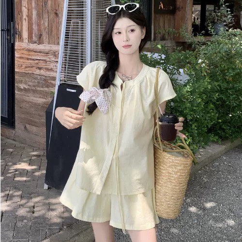 大码显瘦短袖衬衫短裤两件套