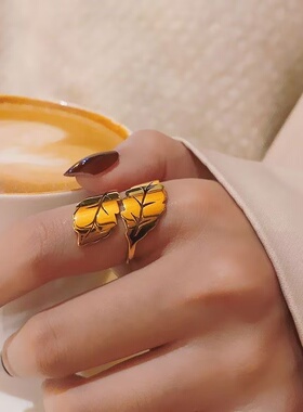 钛钢小众设计冷淡风镂空枫叶戒指女树叶新款气质高级感指环原创潮
