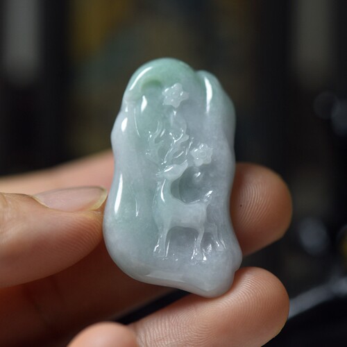 翡翠玉石淡绿一路有你梅花鹿玉牌吊坠 缅甸玉器珠宝首饰 送证书