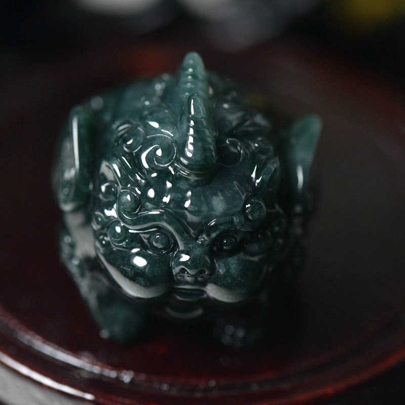 深蓝绿色天然翡翠A货玉石貔貅把件摆件饱满圆润貔貅玉器带证书