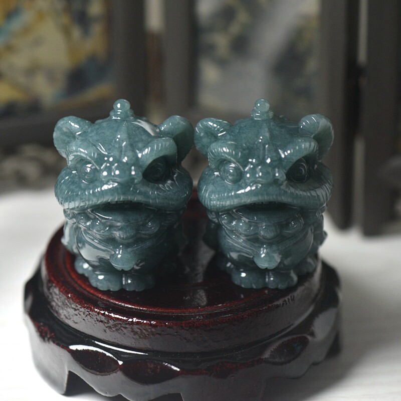 现货一物一图天然翡翠A货玉石狮子摆件一对事事如意醒狮摆件带证