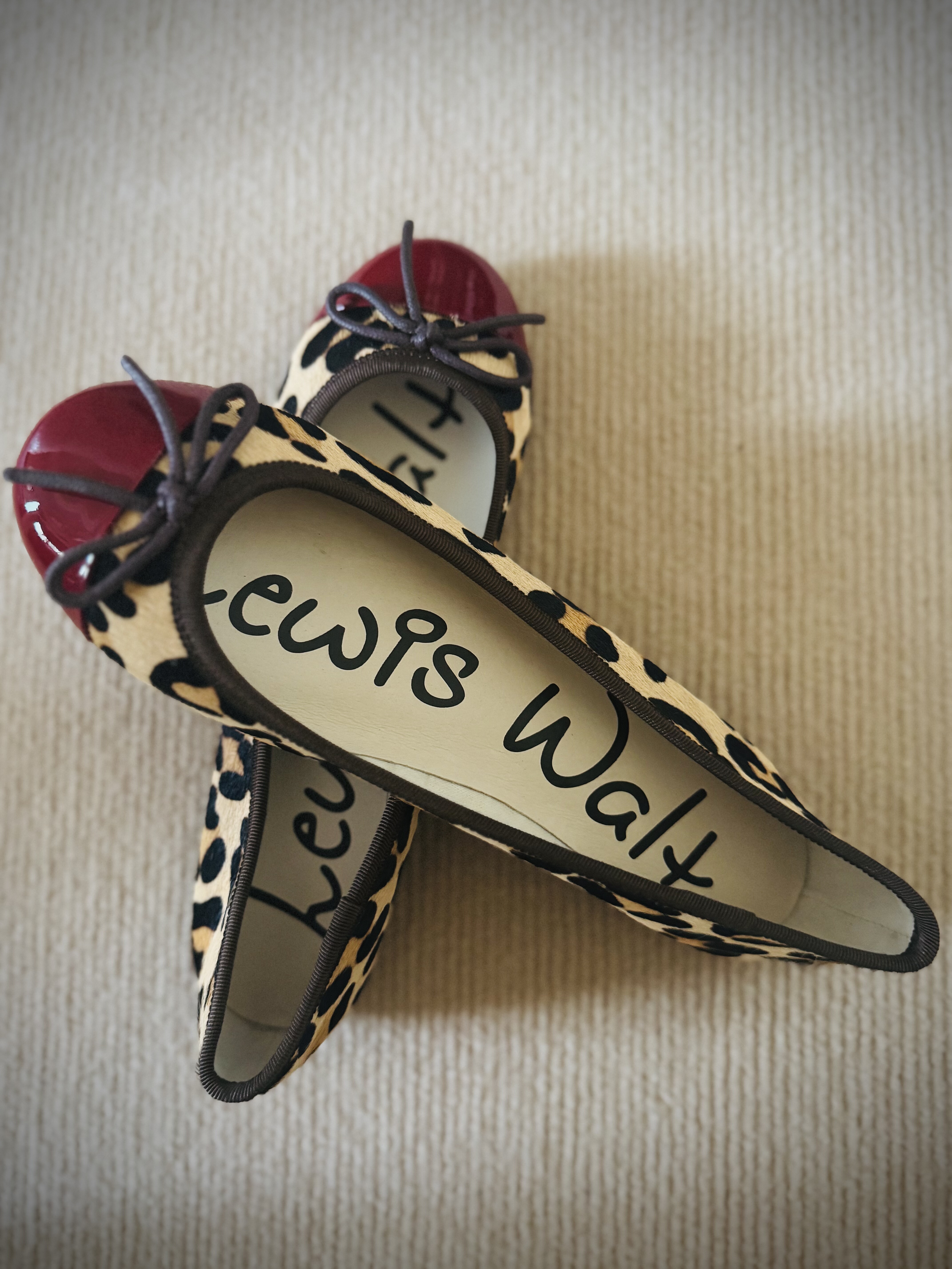 Lewis Walt 2025 双11 限量-浅口圆头拼接牛毛法式芭蕾平底单鞋女