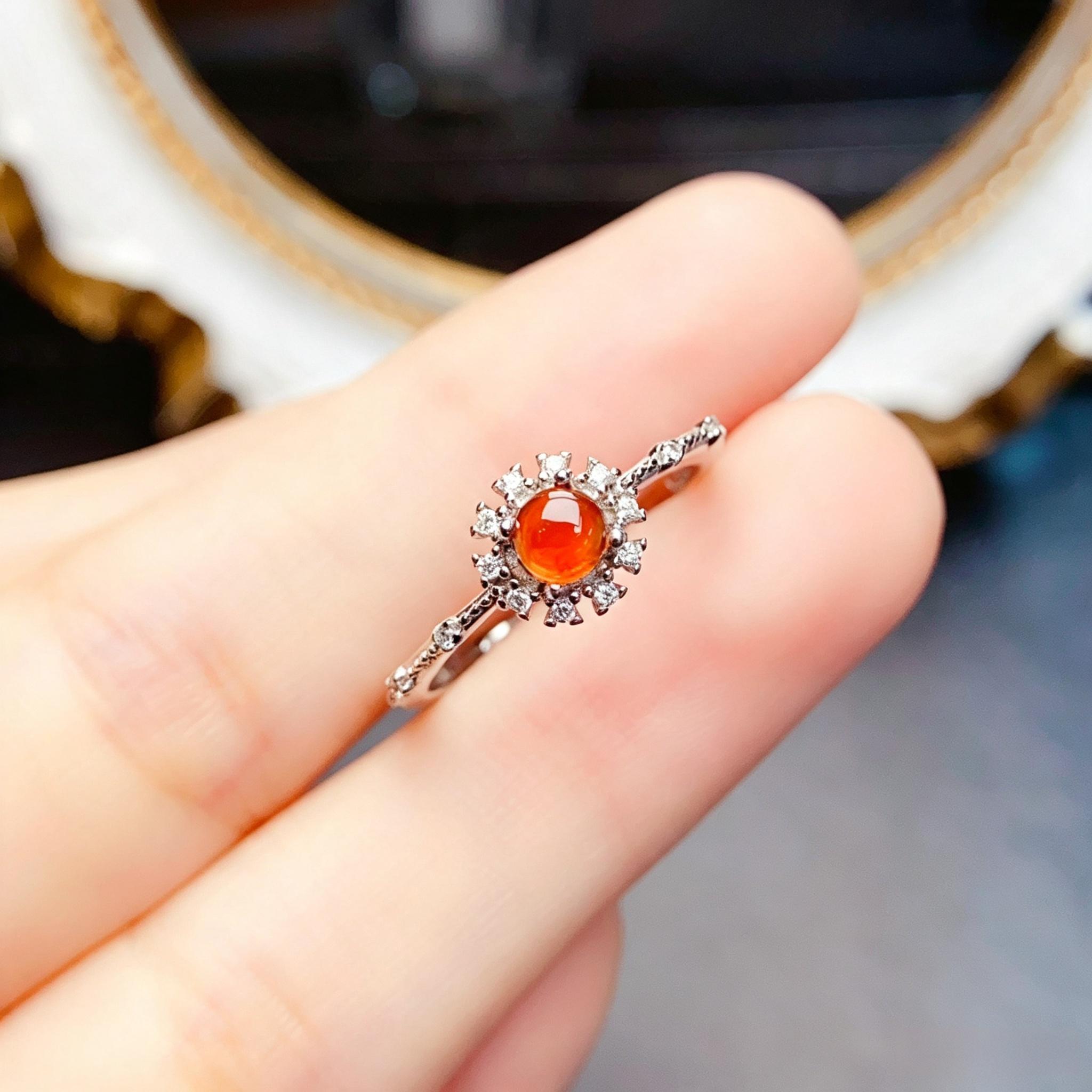 天然冰橙红芬达石榴石纯银女戒指图片
