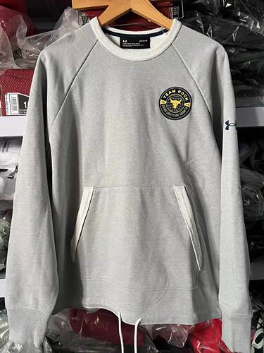 安德玛UA强森Rock牛头男子秋冬针织健身训练运动圆领卫衣1370452