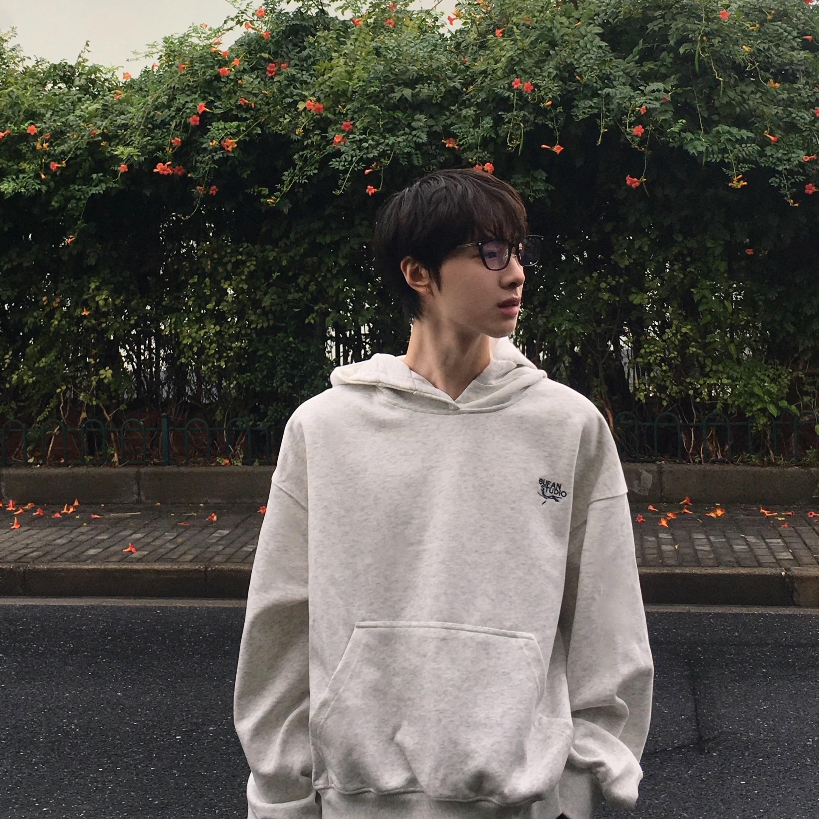 刺绣廓形cleanfit连帽卫衣