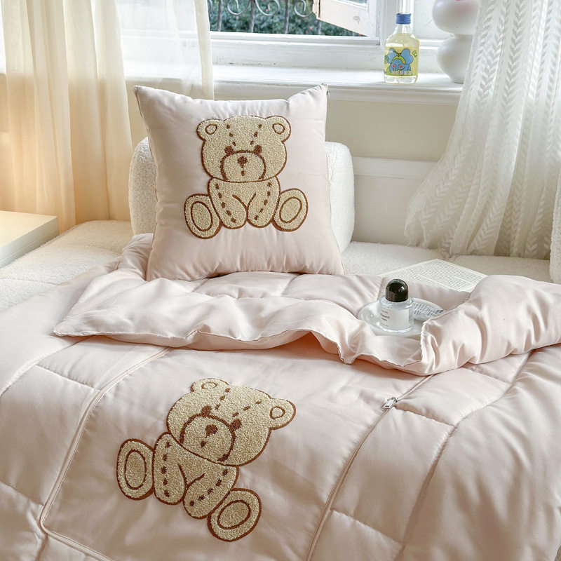 加厚多功能车载抱枕被子两用车用汽车四季通用二合一靠枕午睡毯子