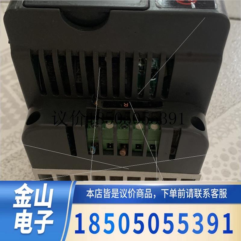 欧穆变频器 OM-350S 1.5KW 220V  进220功能正常