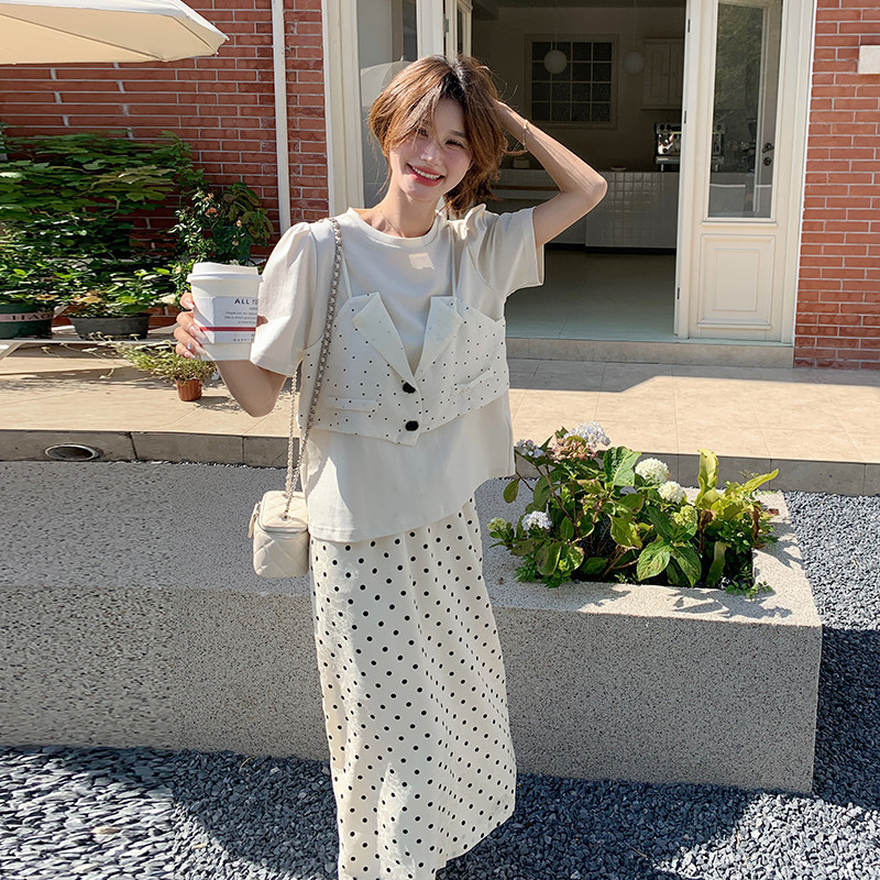 赫本风波点假两件套装裙女夏2025新款流行盐系绝美小清新爆款网红图片