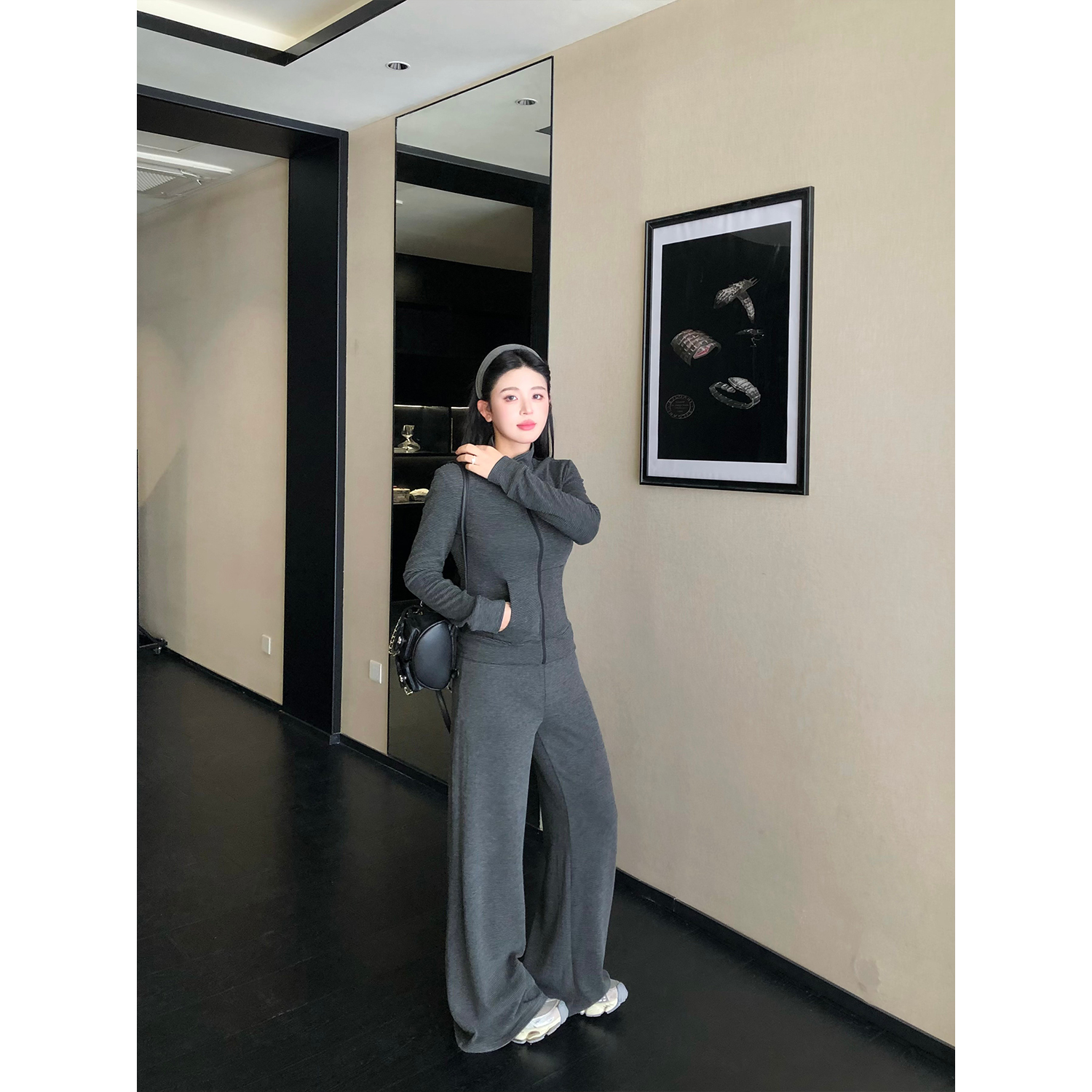 火子LIFOFO10/820点条纹套装