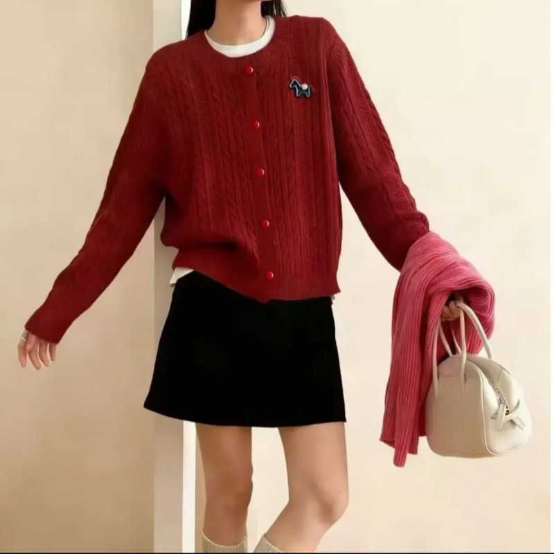 发财小马2026慵懒风秋冬新款圆领麻花针织开衫女宽松时尚百搭毛衣