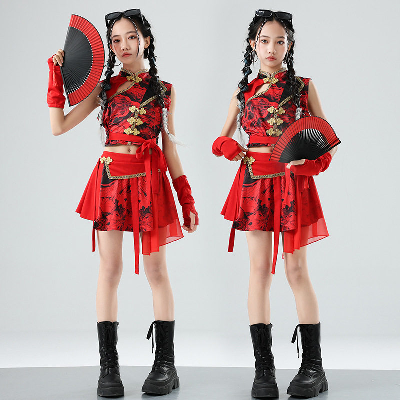 2026新款女童中国风服装女童街舞爵士舞演出服国潮红色女团舞蹈服