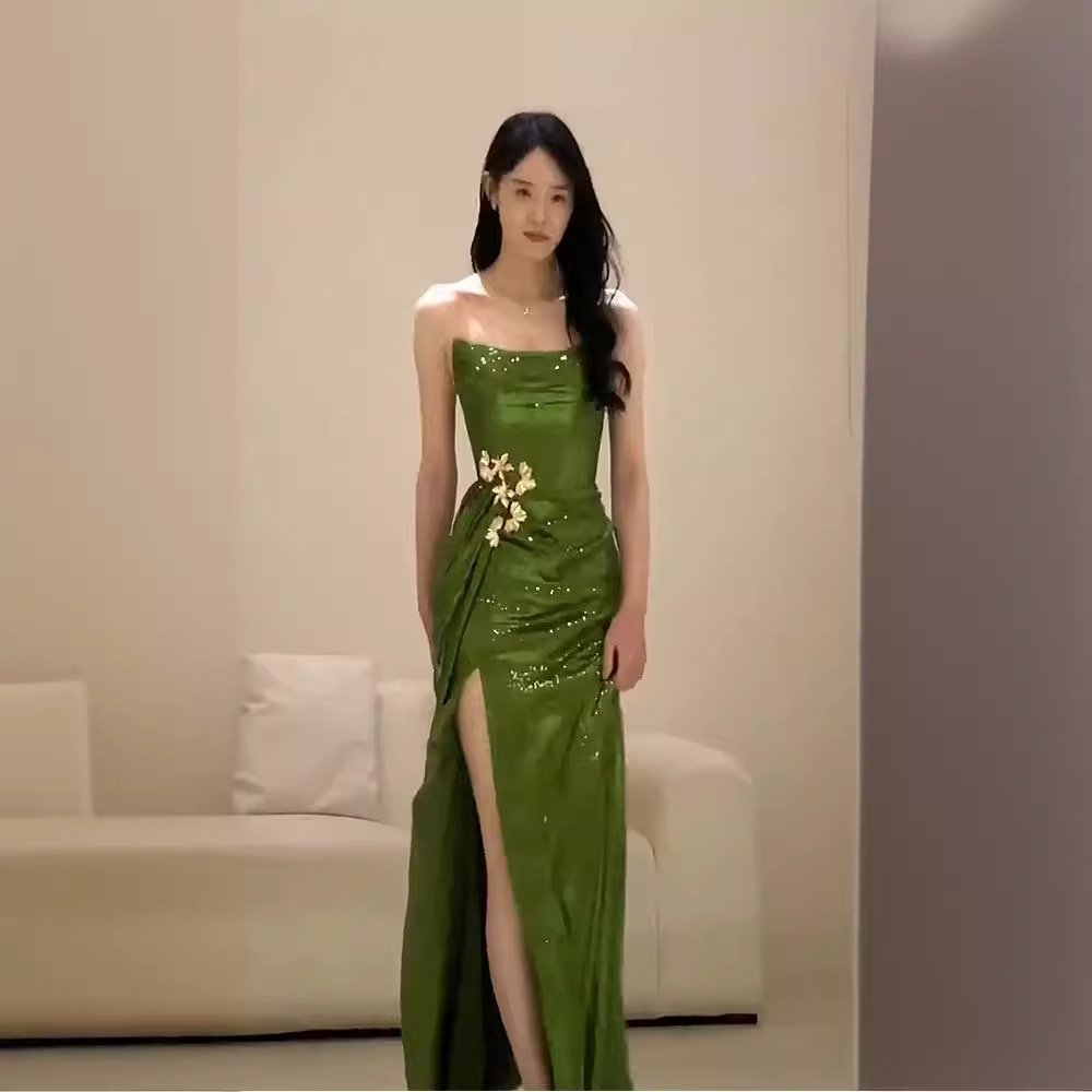 2025新款新中式绿色亮片晨袍晚礼服新娘敬酒服抹胸生日拖尾小