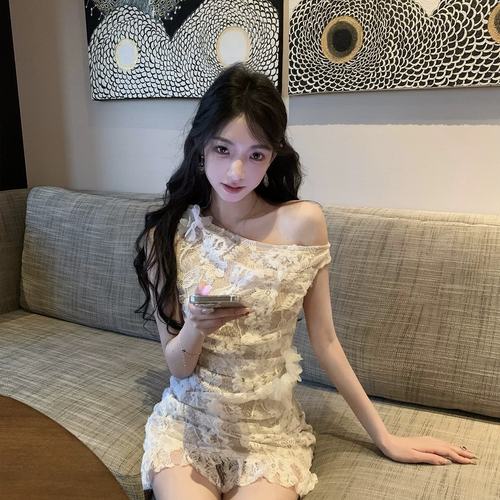 J11 Studio/微醺白玫瑰 du家款手工立体花朵收腰显瘦包臀连衣裙女