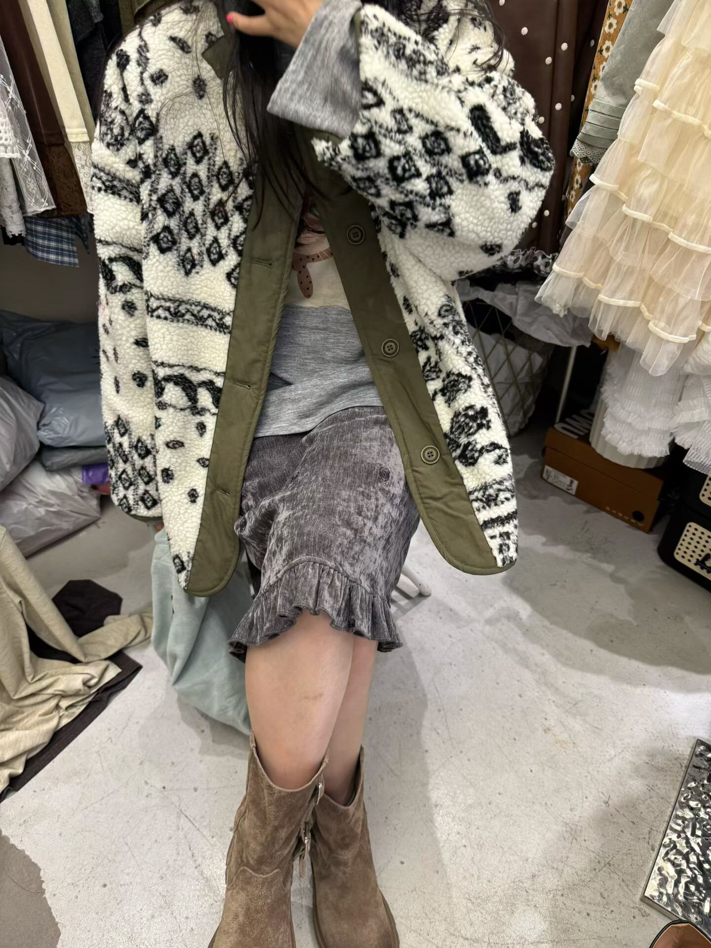 2025冬季新款女装韩版时尚宽松百搭显瘦设计感毛绒复古棉服外套女