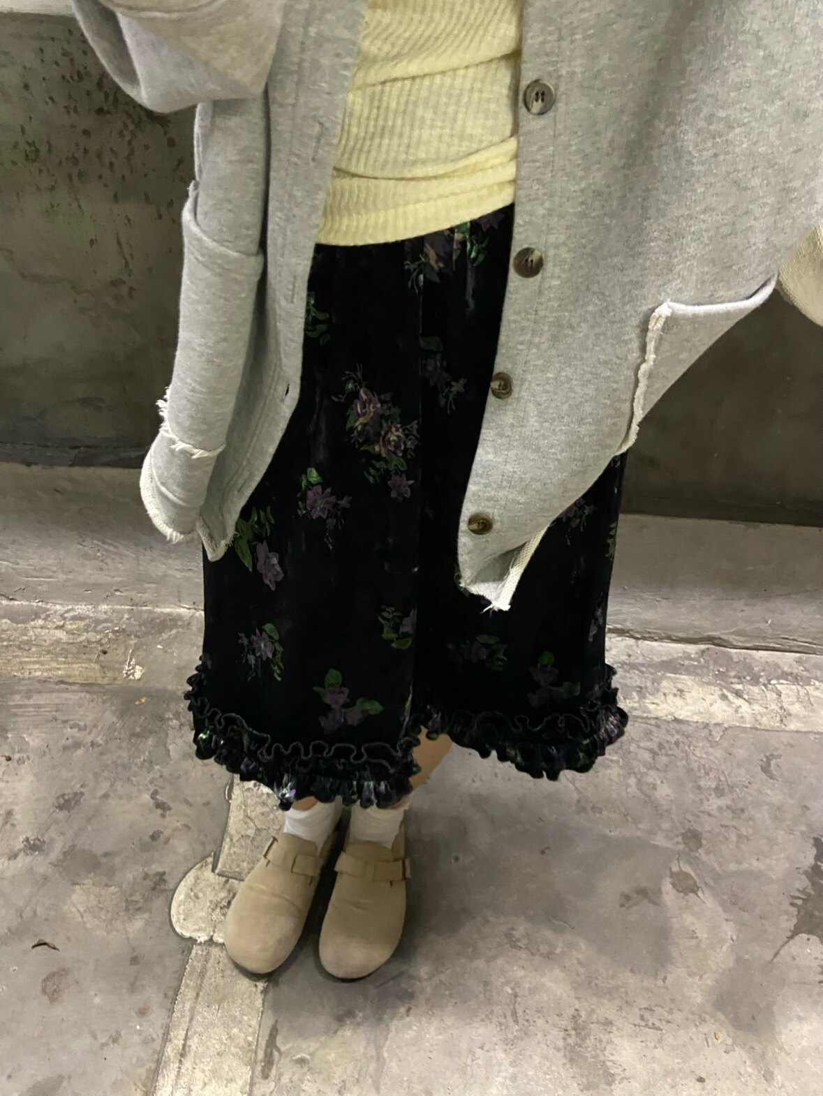 2025秋季新款女装韩版时尚百搭显瘦设计感碎花花边半身裙女裙子女